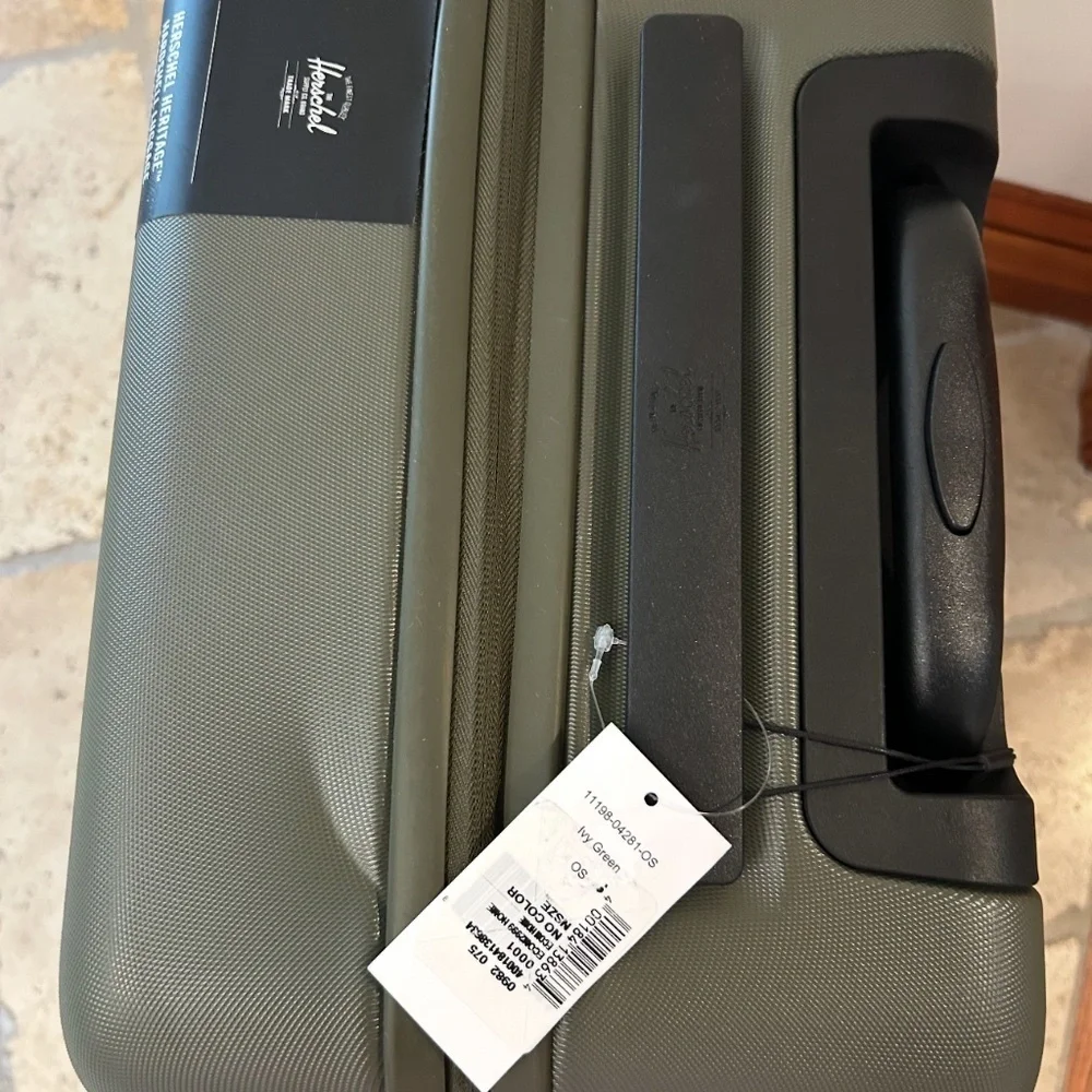 Herschel heritage hardshell, large carry-on suitcase